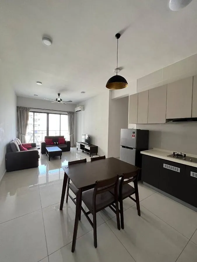 Apartment Iai Jb Homestay @ Country Garden Johor Bahru