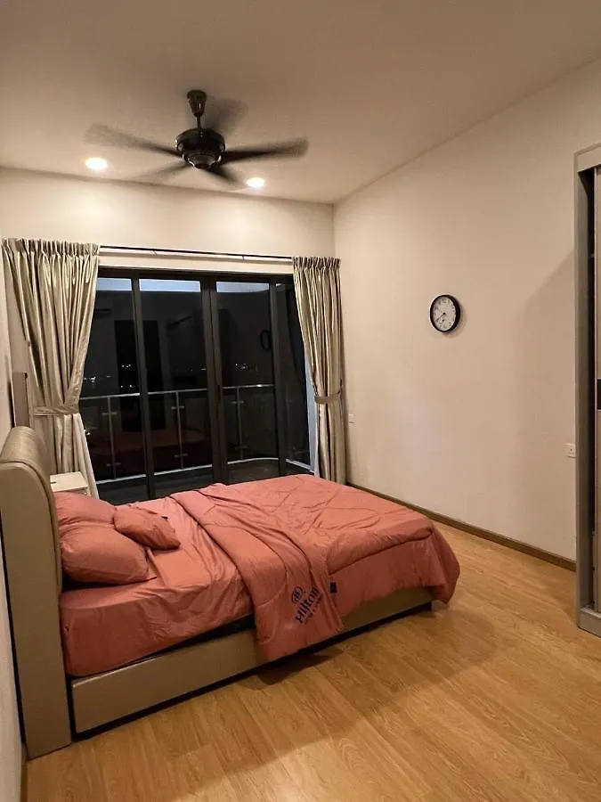Iai Jb Homestay @ Country Garden Johor Bahru