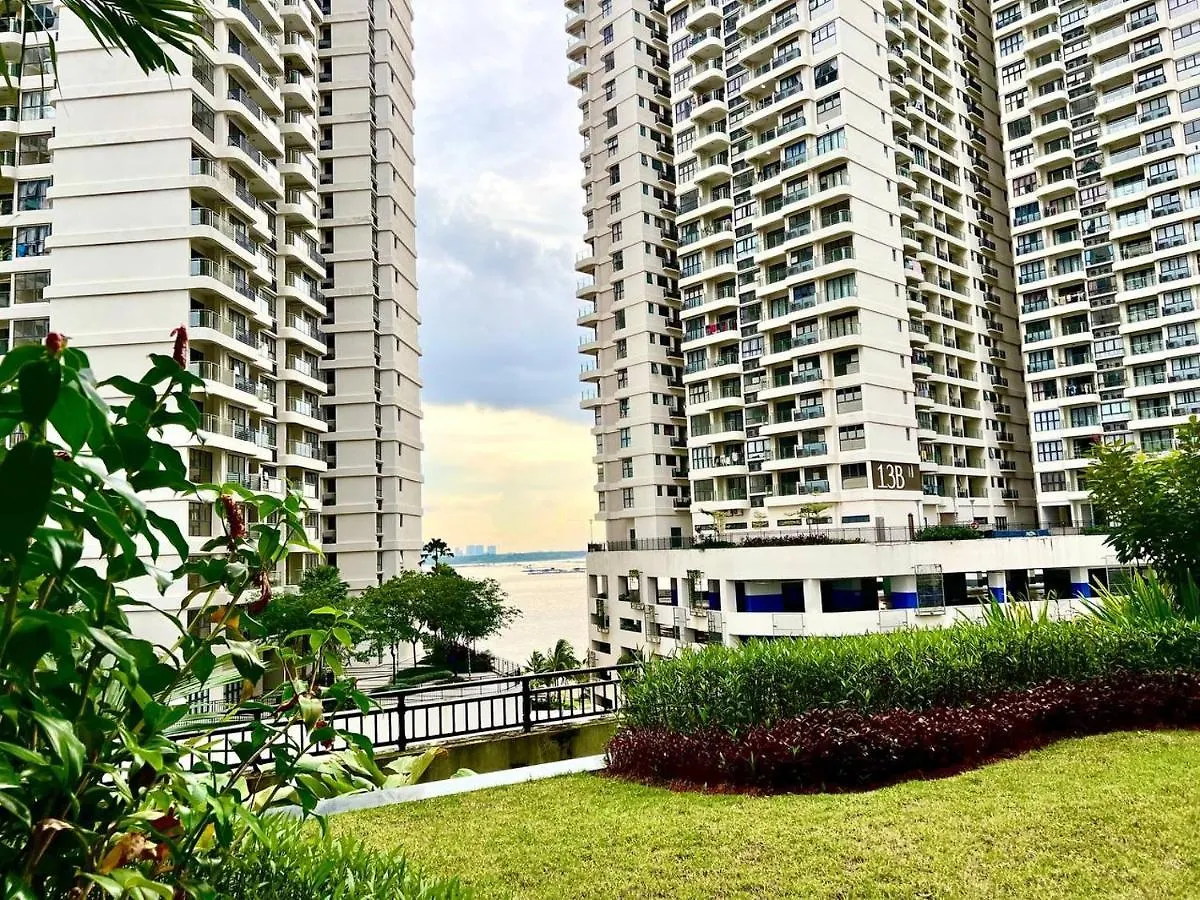 Apartment Iai Jb Homestay @ Country Garden Johor Bahru Malaysia