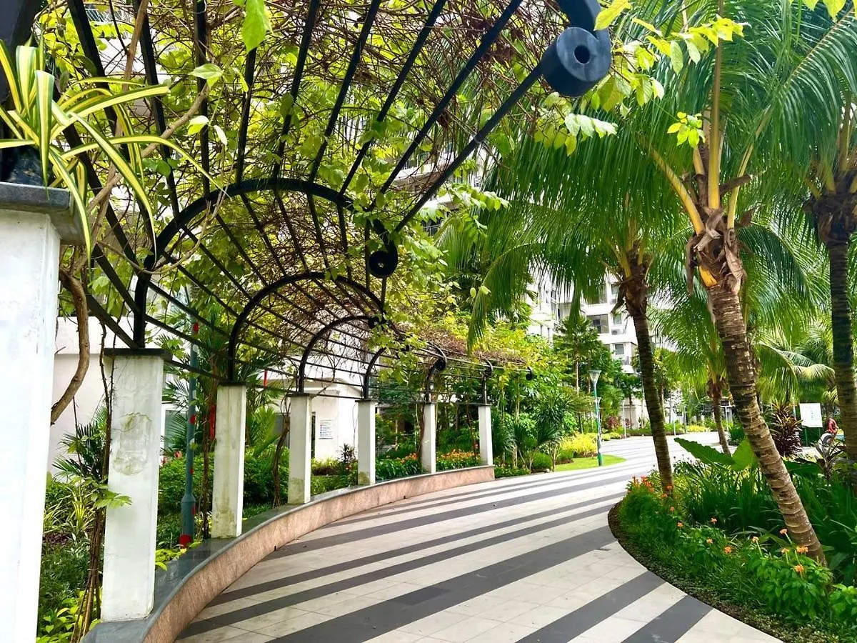Iai Jb Homestay @ Country Garden Johor Bahru
