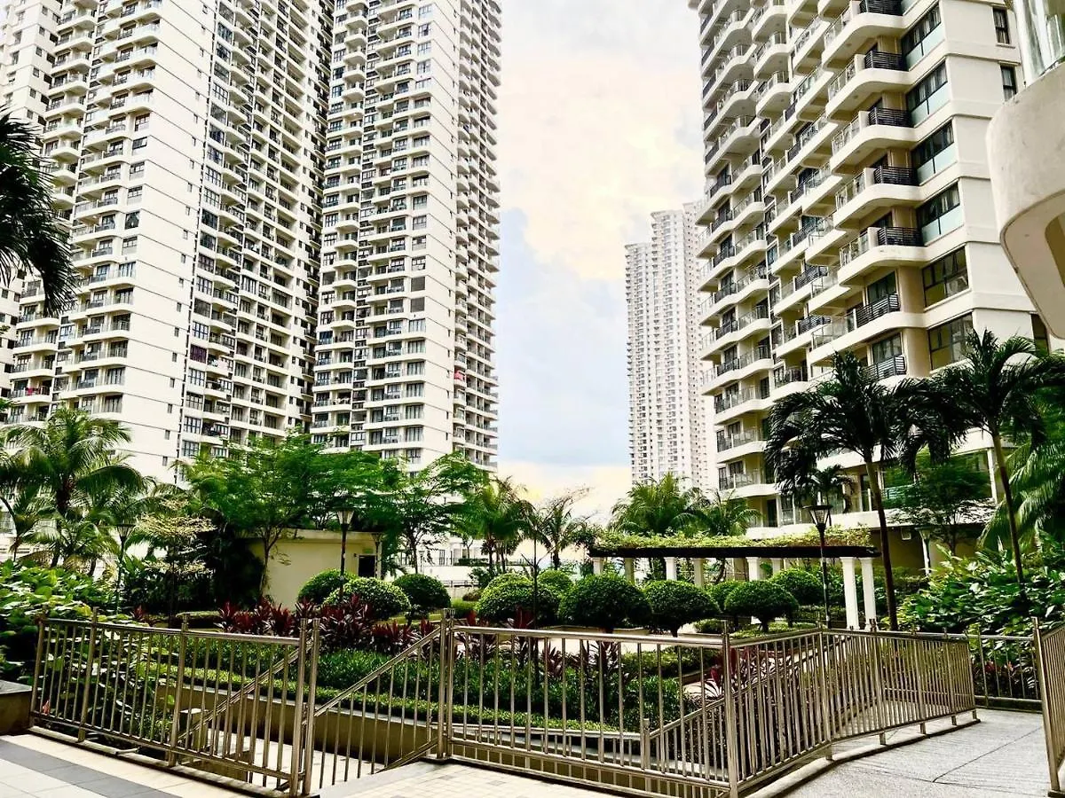 Iai Jb Homestay @ Country Garden Johor Bahru Apartment